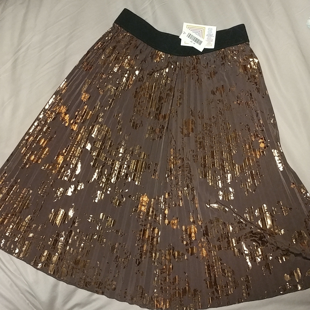 Woman skirt